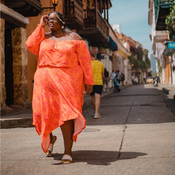 Size 5 Torrid Orange Floral Two Piece Set - Picture 4 of 9